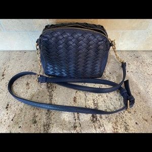 Deaux Lux Black Leather Cross Body Bag